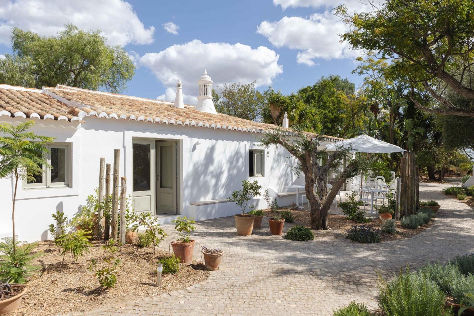 Amago Guesthouse Santa Bárbara de Nexe Exteriér fotografie